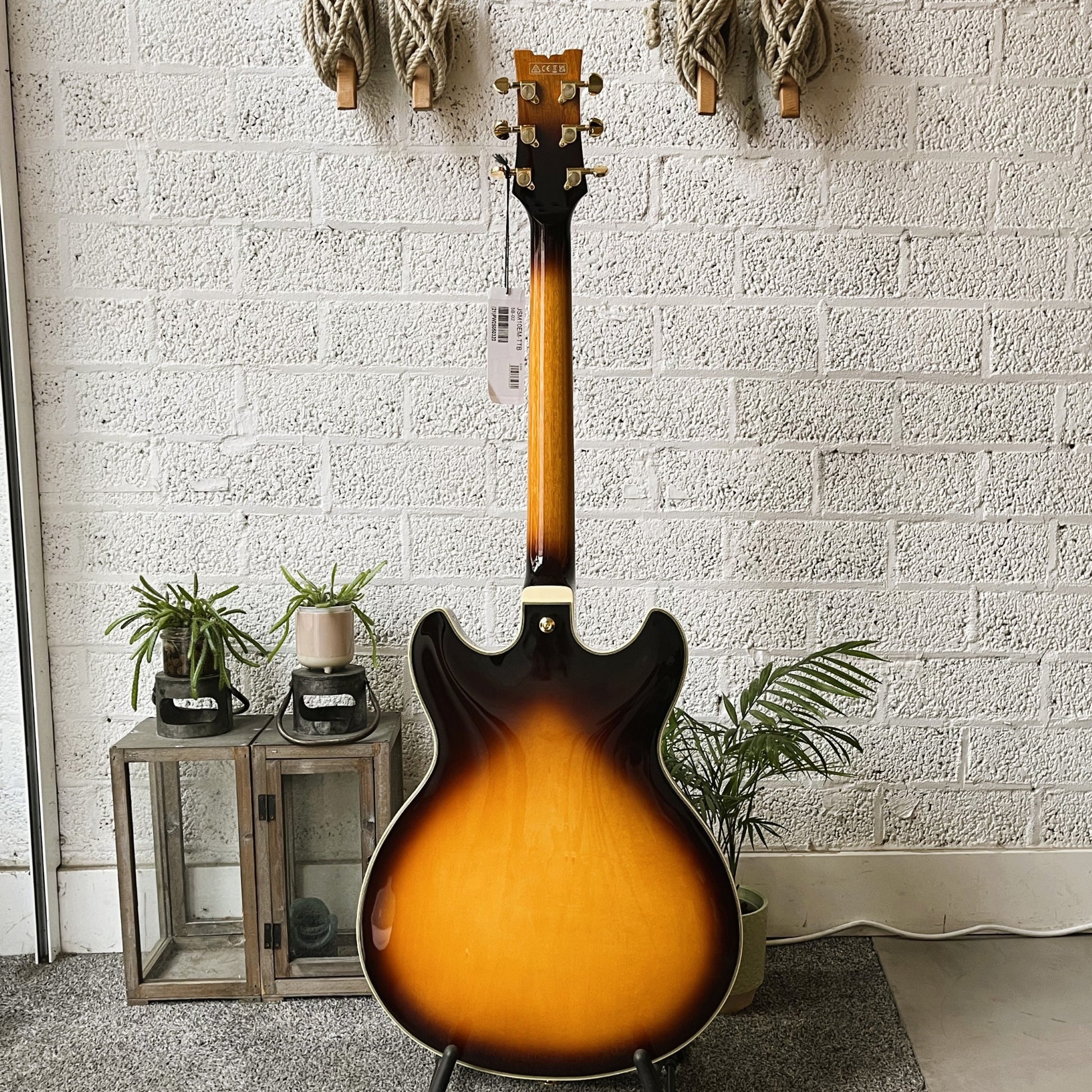 ibanez jsm10em john scofield two tone burst semi-hollow electric guitar back view