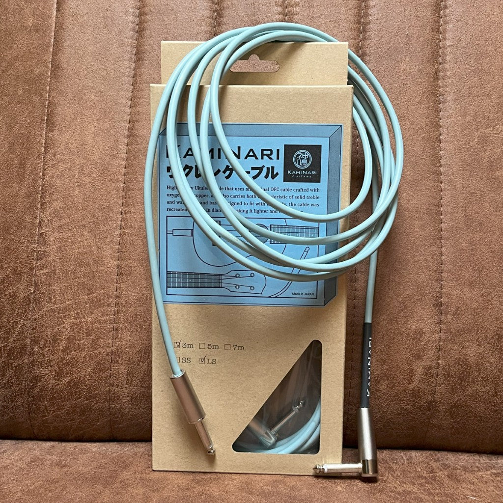 KAMINARI Ukulele Cable 3mLS on box
