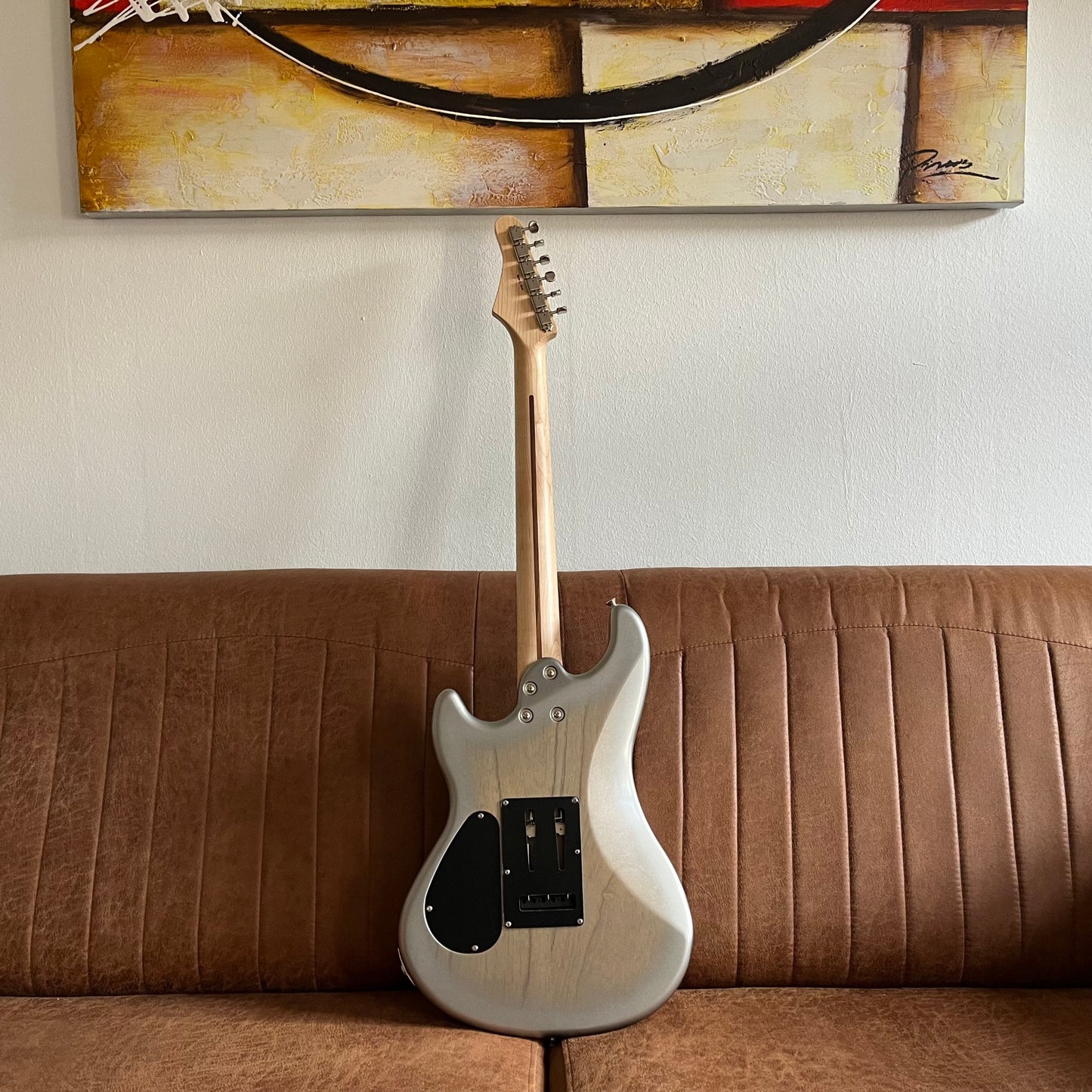 Kaminari Liquid2 Silver Back