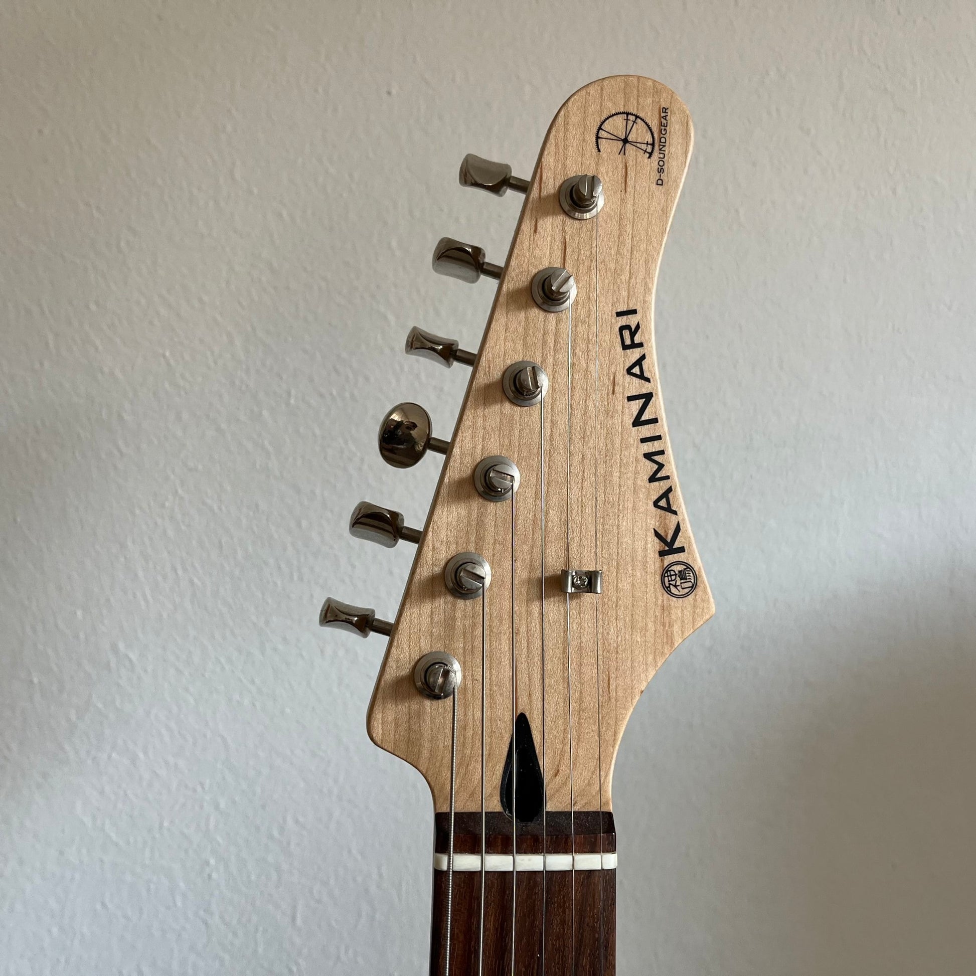 Kaminari Liquid2 Silver Head Front