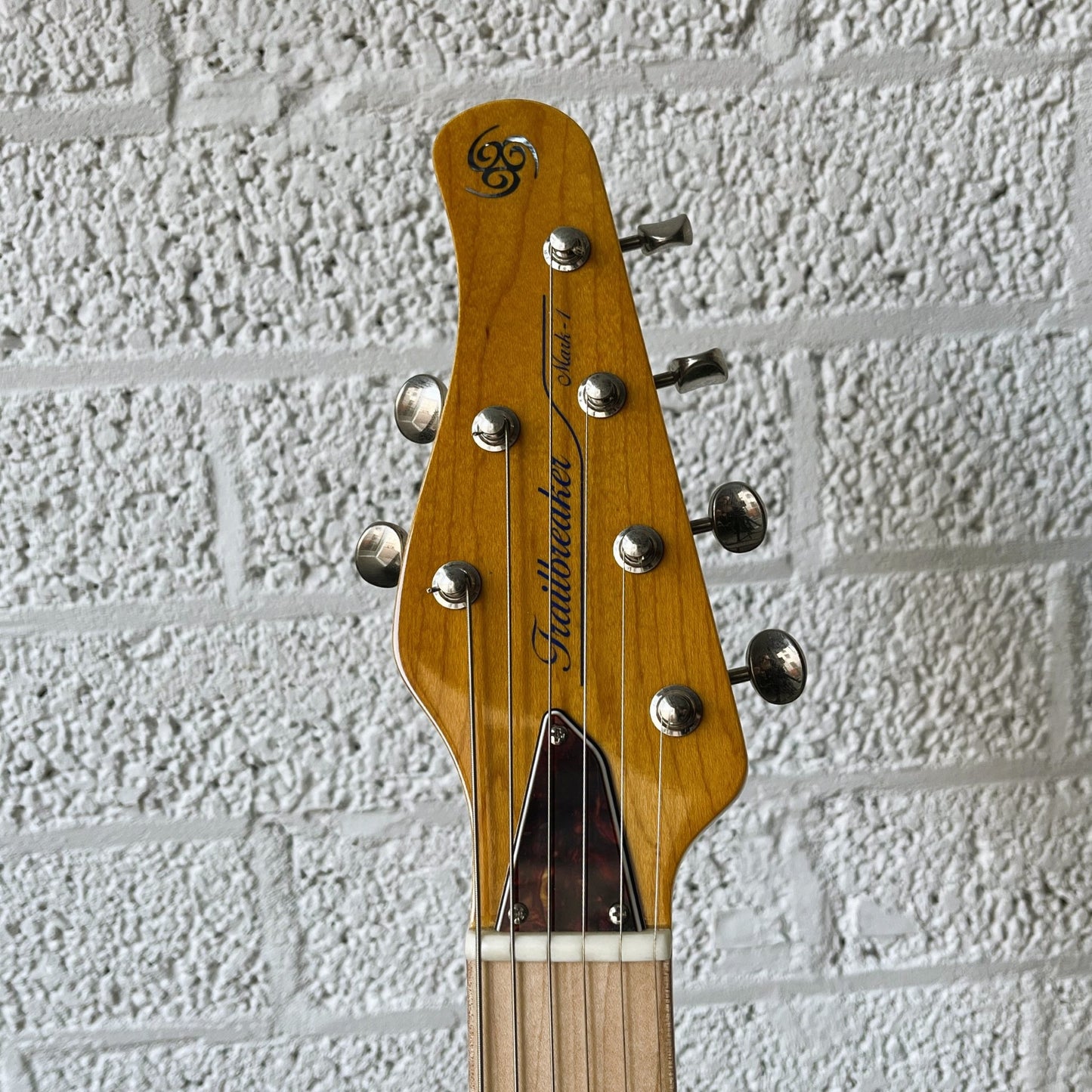 OOPEGG Trailbreaker MK1 VN Headstock