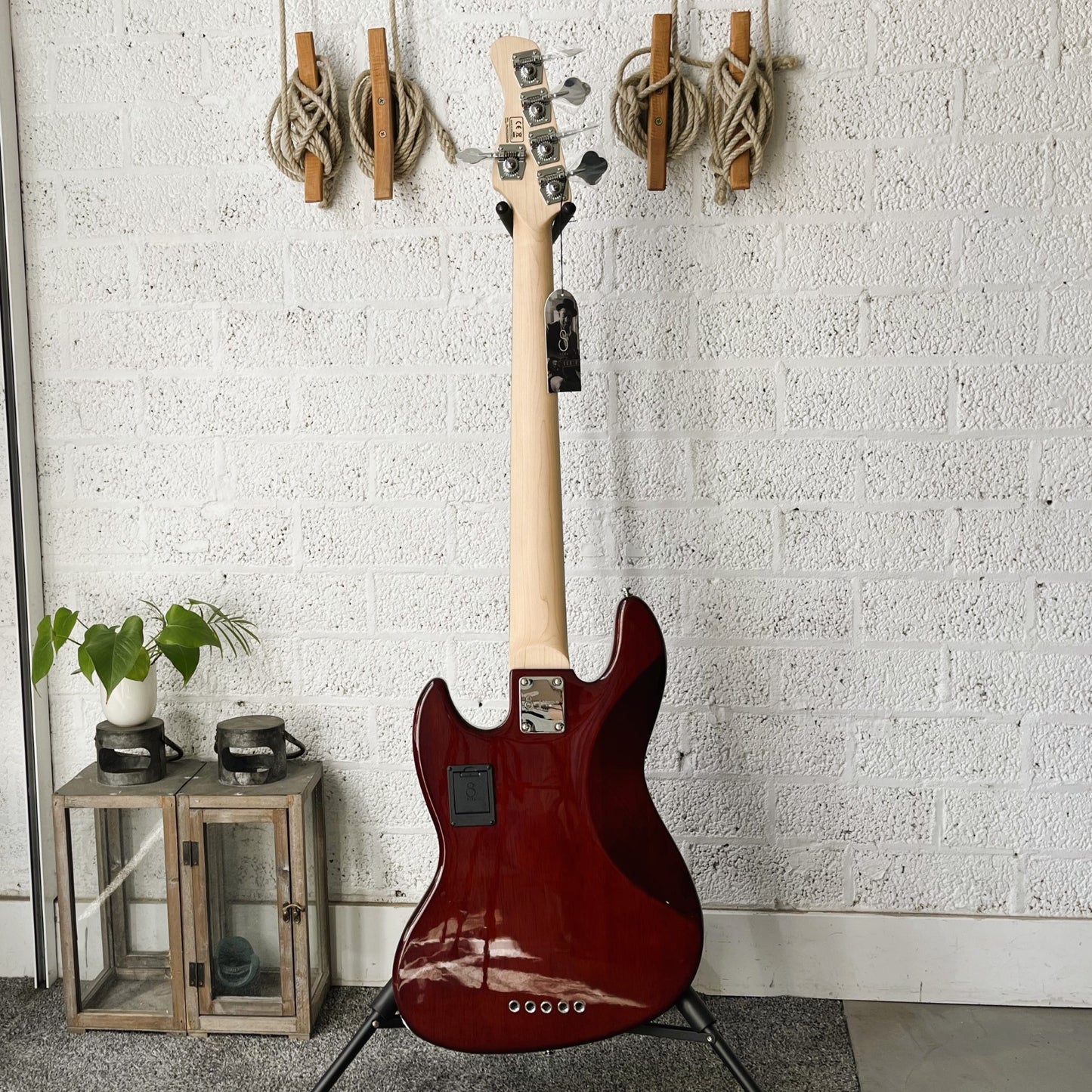 Sire Marcus Miller V3+5 MA – Active 5-String