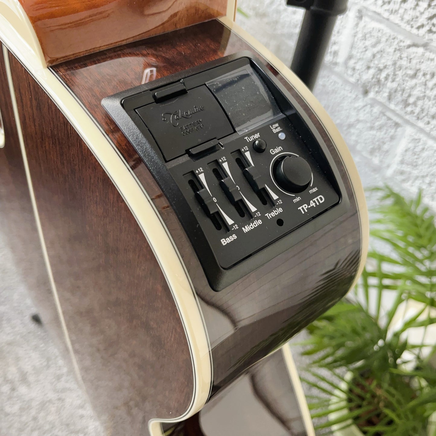 takamine gn51ce electro acoustic guitar brown sunburst preamp