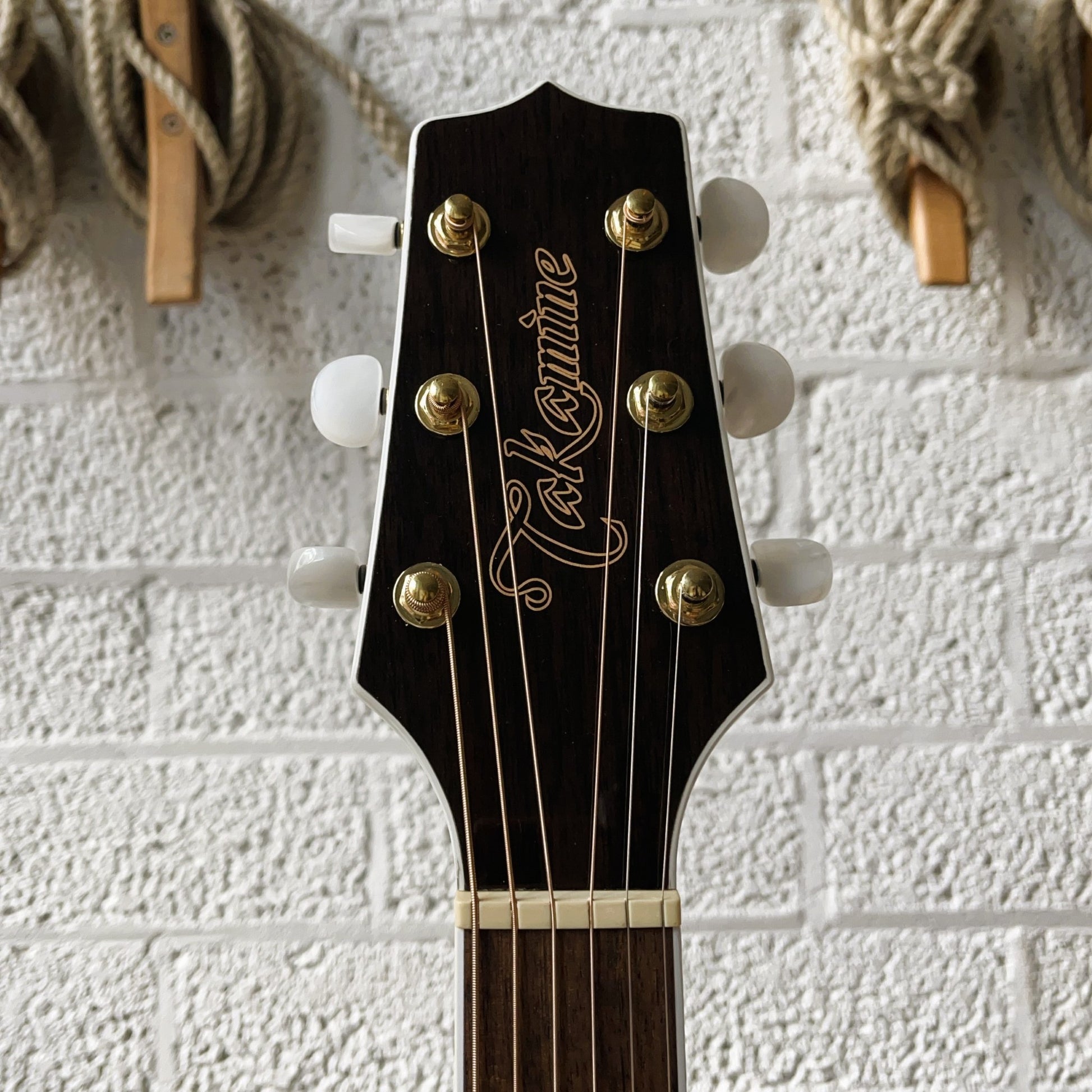 takamine gn75ce electro acoustic guitar transparent black headstock