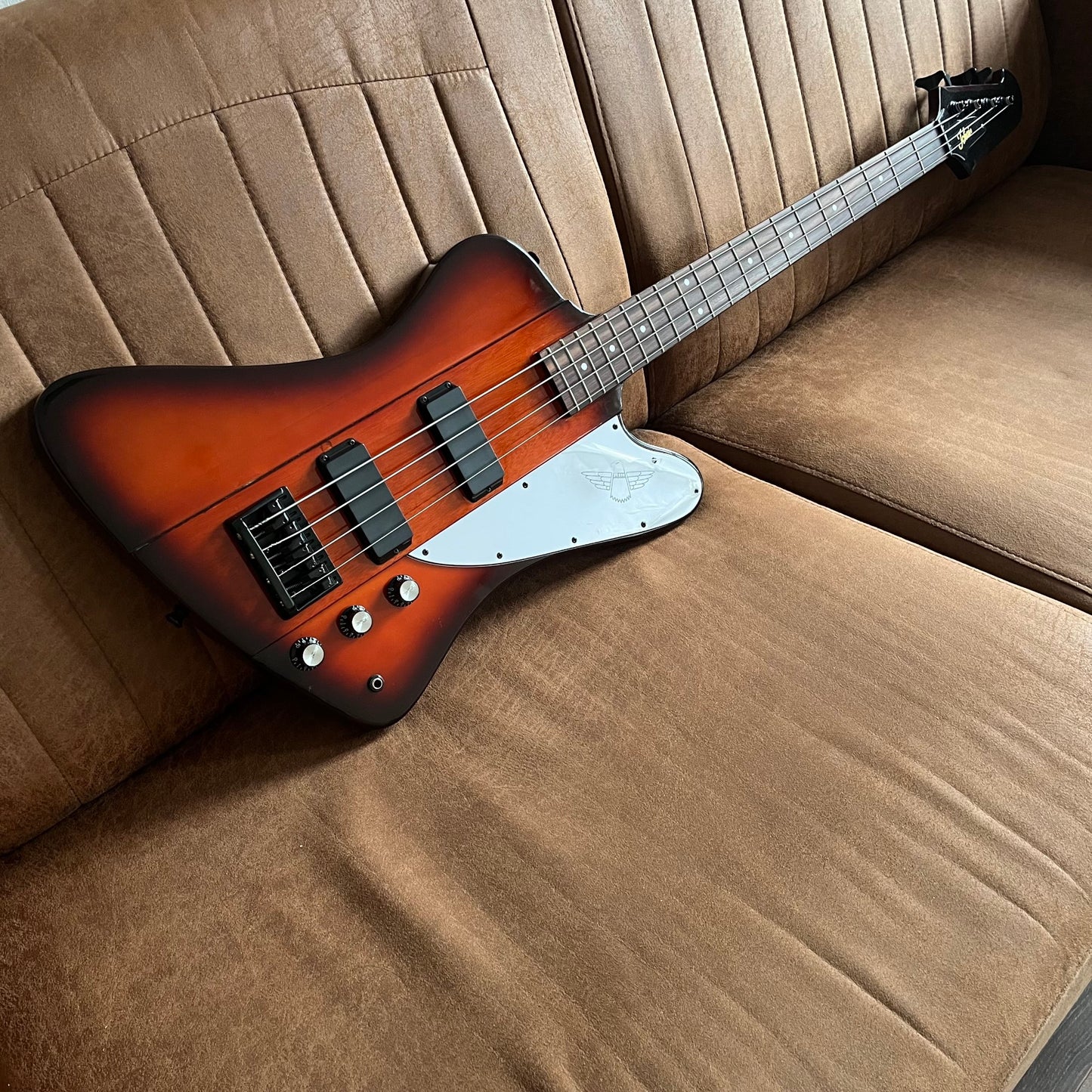 Tokai TB48 T-Bird Bass couch body