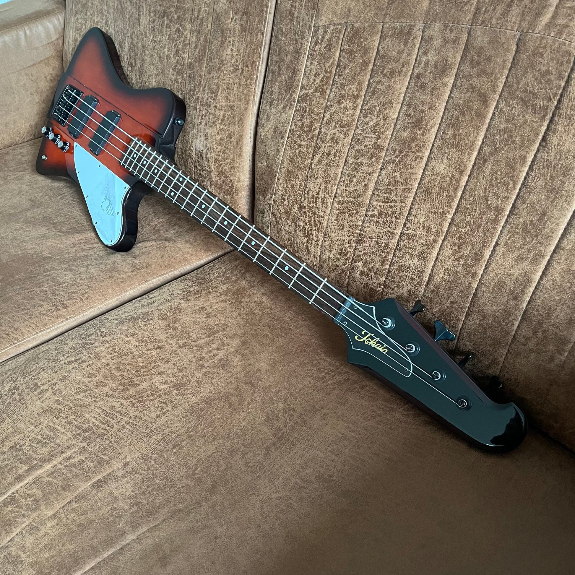 Tokai TB48 T-Bird Bass couch head