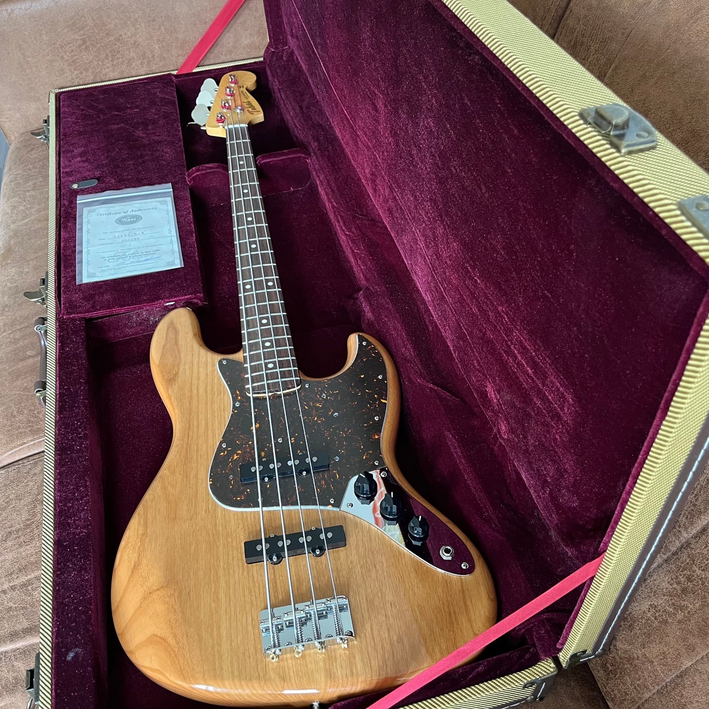 Tokai TJB99 Jazz Sound Bass Natural in Case