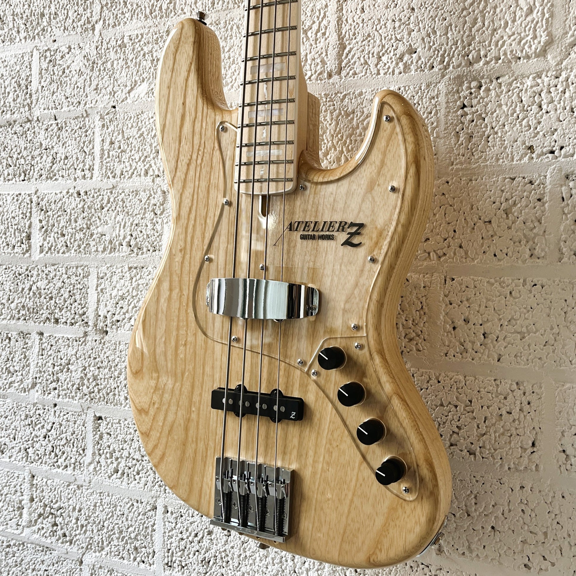 atelier z m245 natural hand-built japanese 4-string active bass body angled view