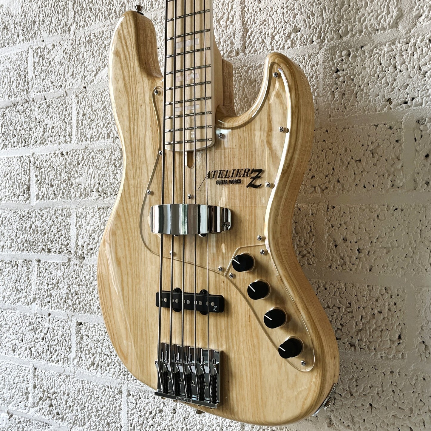 atelier z m265 natural hand-built japanese 5-string active bass body angled view