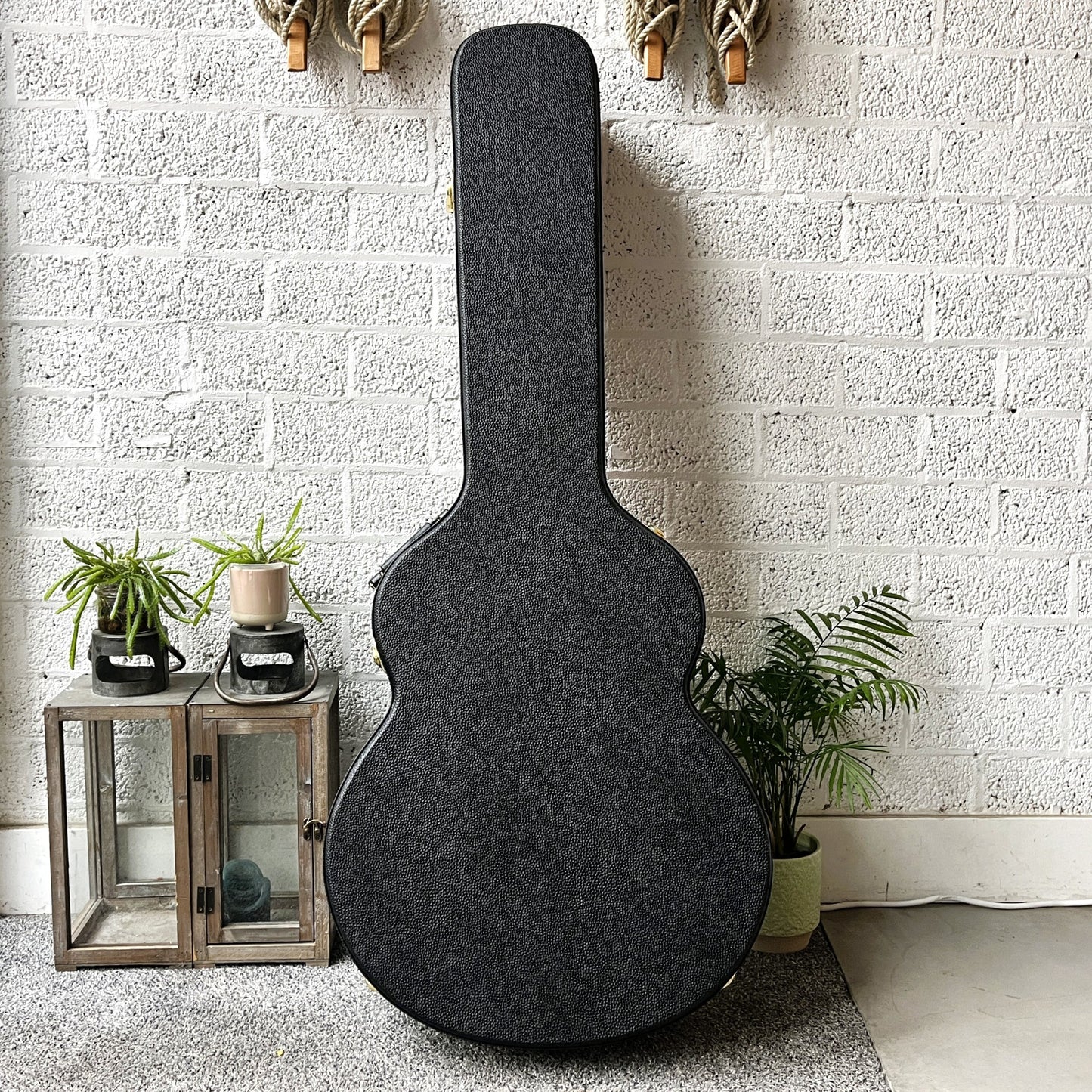 Boston CJZ-100-17 archtop guitar case 17 inch