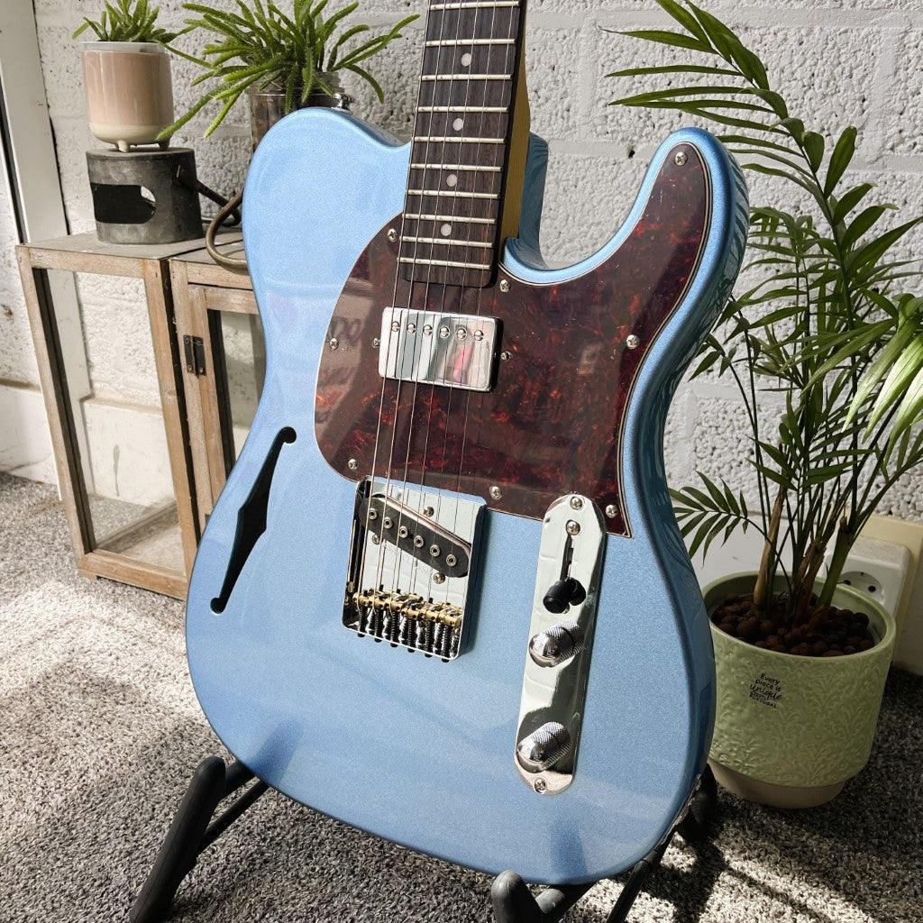 gl tribute asat classic bluesboy electric guitar lake placid blue body closeup