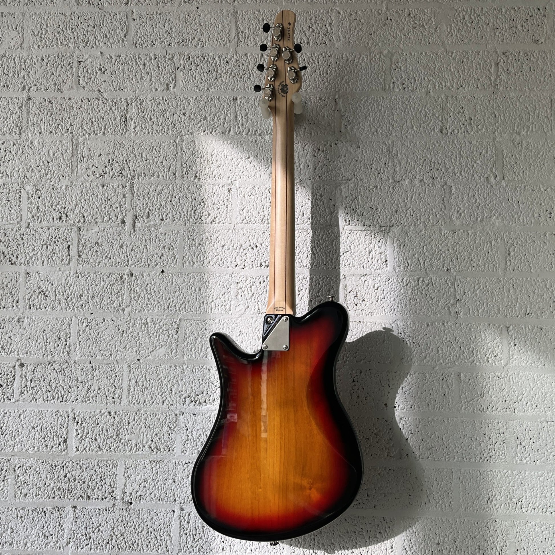 oopegg trailbreaker mk1 3-tone sunburst back view