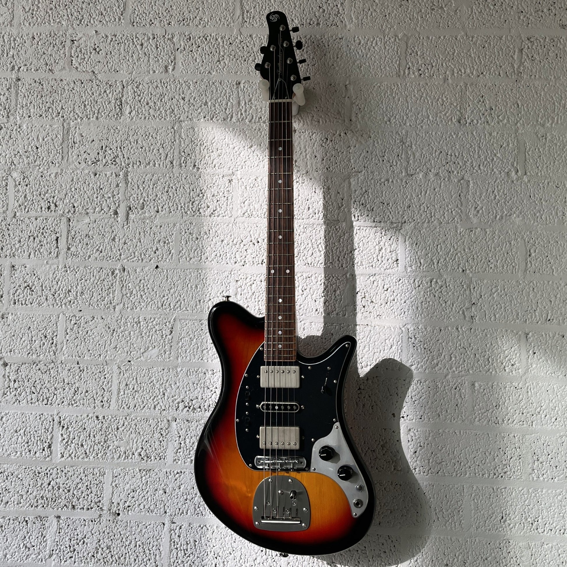 oopegg trailbreaker mk1 3-tone sunburst