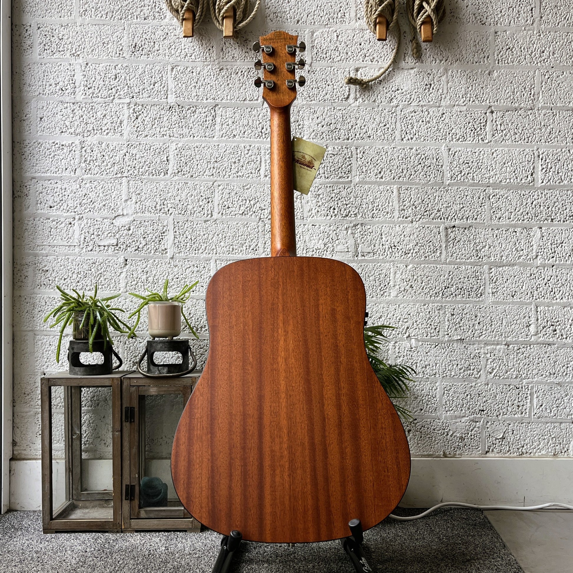 richwood d20e master series handmade dreadnought acoustic electric guitar back view