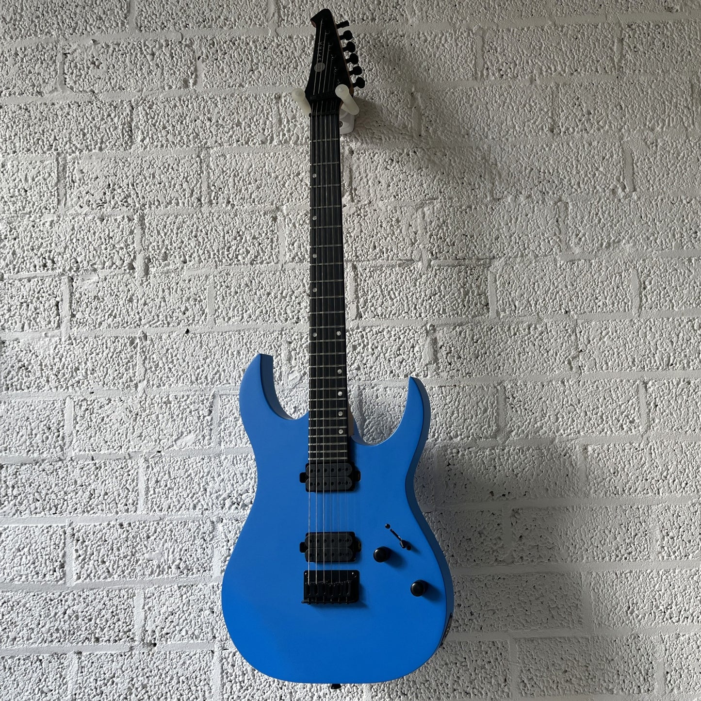 spira s-400 satin blue electric guitar