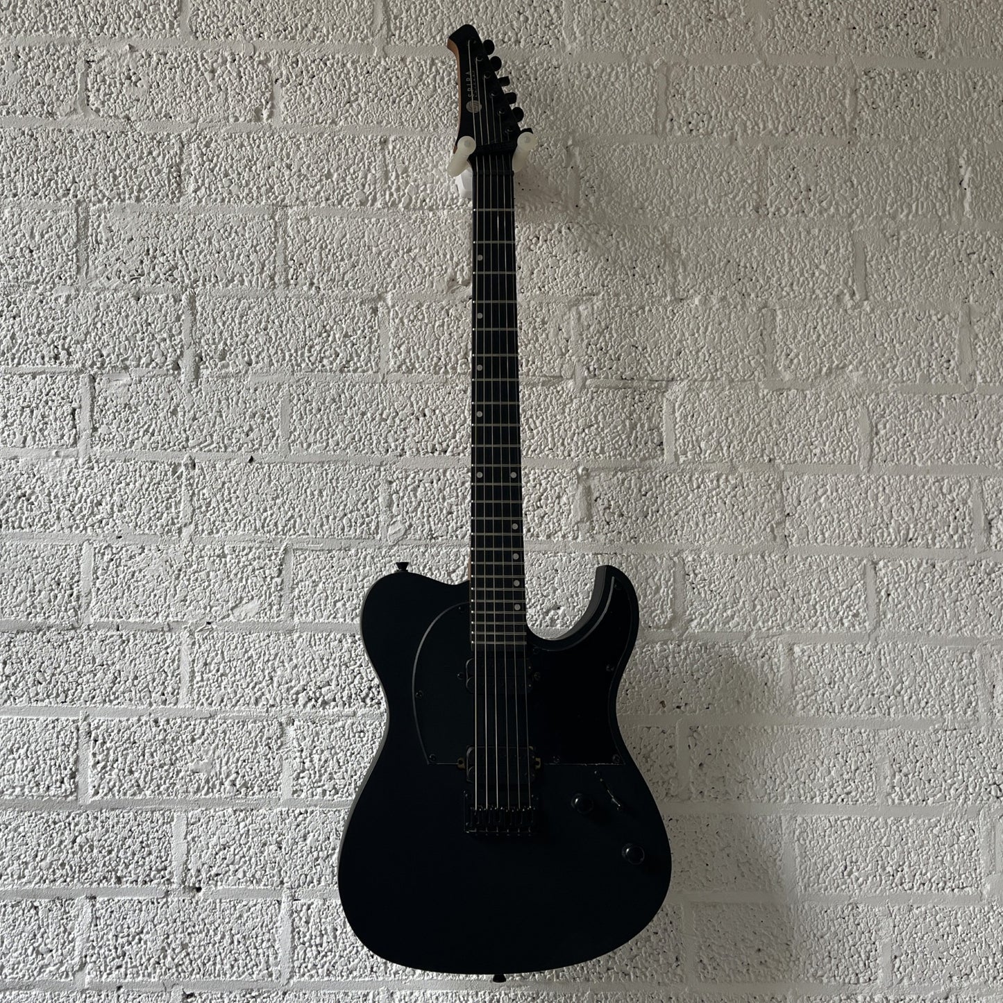 spira t-400 satin black electric guitar