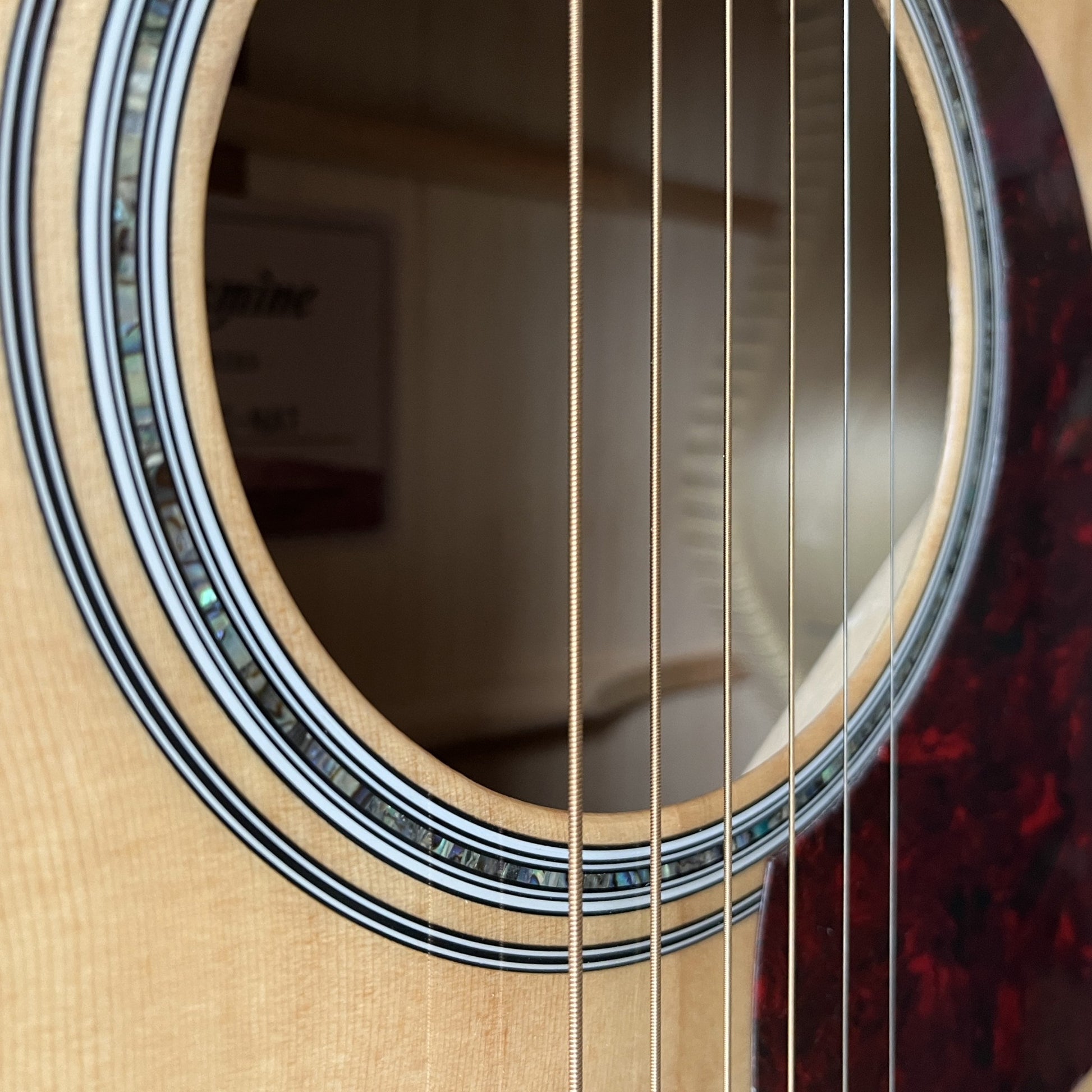 takamine gj72ce electro acoustic jumbo guitar natural sound hole