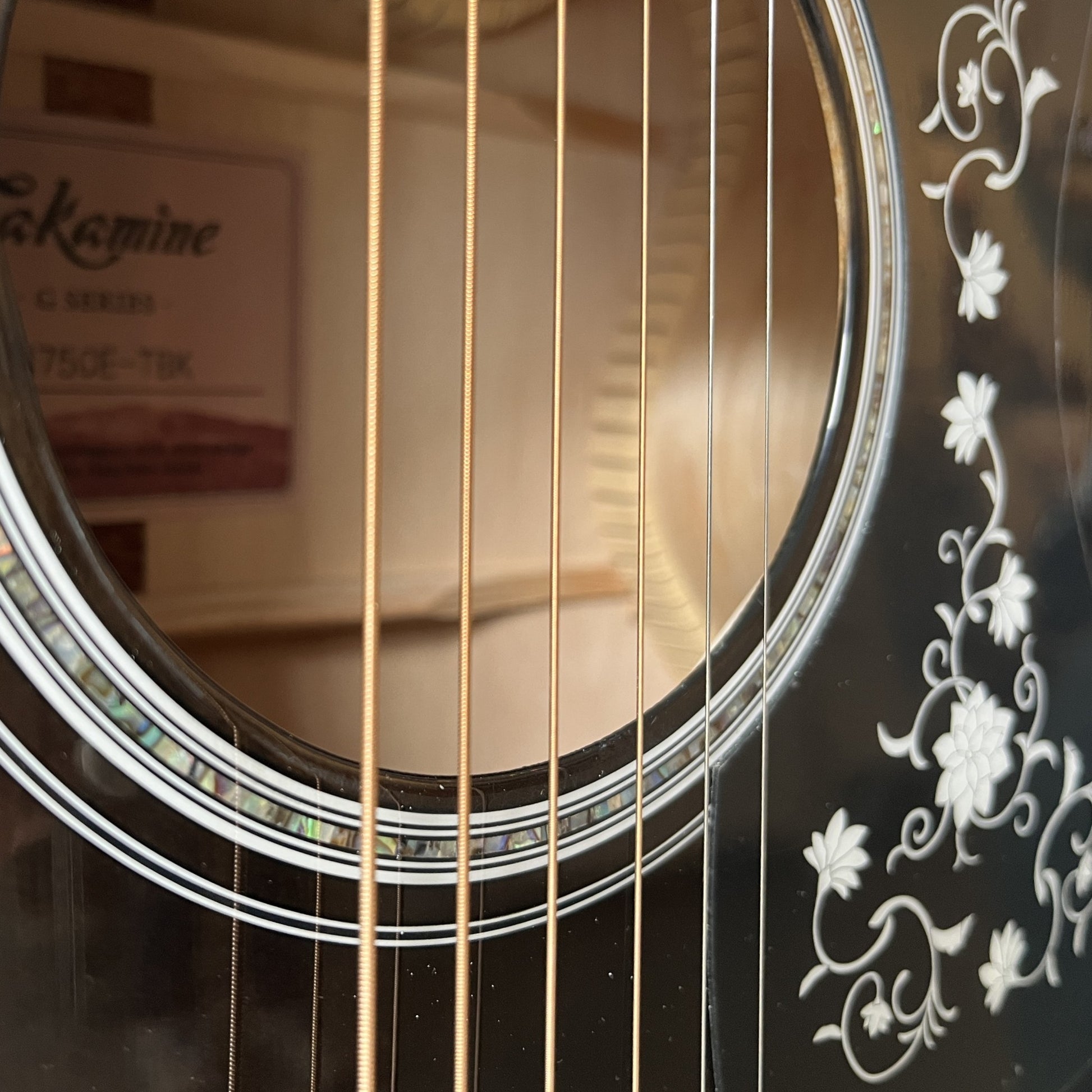 takamine gn75ce electro acoustic guitar transparent black sound hole